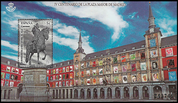 400 лет мадридской площади Пласа-Майор. Почтовые марки Испании.