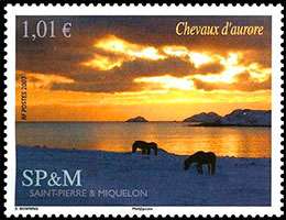 Лошади на рассвете. Почтовые марки Островов Сен-Пьер и Микелон.