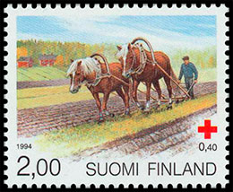 Красный крест. Финские лошади. Почтовые марки Финляндии.