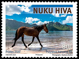 Виды островов. Почтовые марки Французской Полинезии.