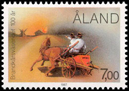 100 лет пожарной службе Аландских островов. Почтовые марки Аландских островов.